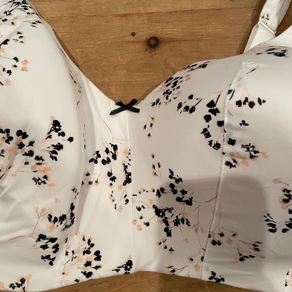 NWT Cacique Lane Bryant White floral lightly lined full coverage no wire bra 50D - Picture 4 of 5